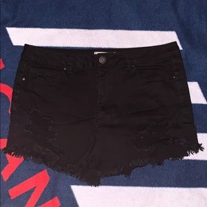 Refuge distressed Black Jean/Jegging Short